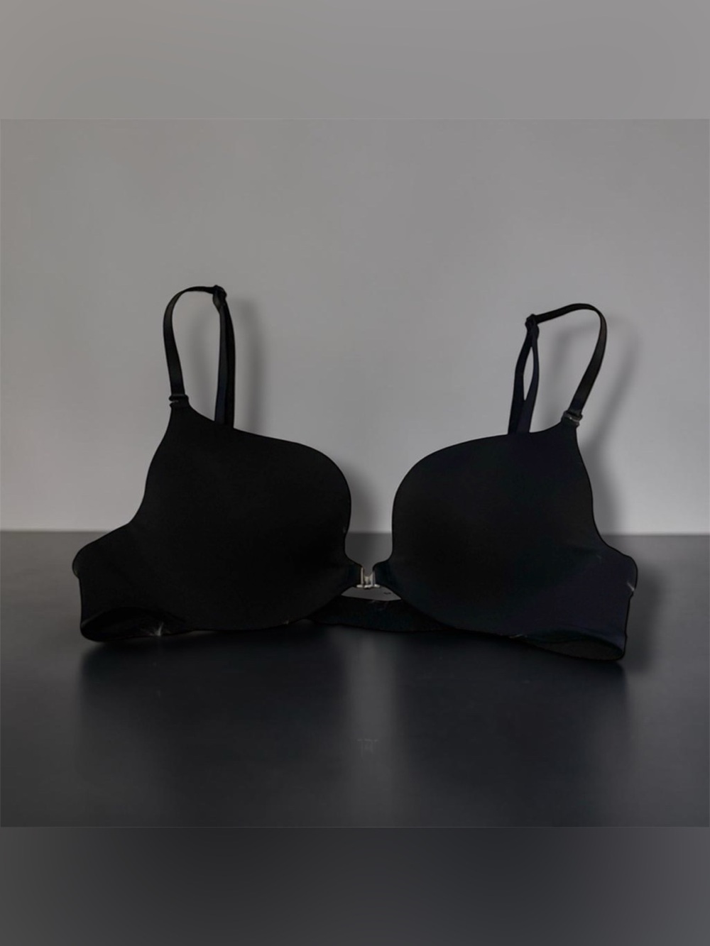 Everyday Smooth Black T-Shirt Bra with Light Padding